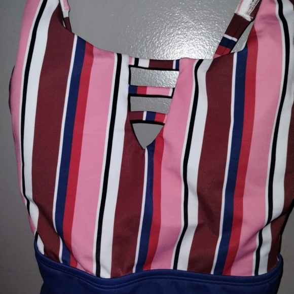 Beach Betty by miracle brand bathing suit - Picture 2 of 6